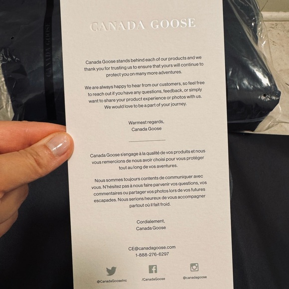 Warrantied Canada Goose x Holt Renfrew Limited Ed Trillium Parka size Small - Picture 8 of 10